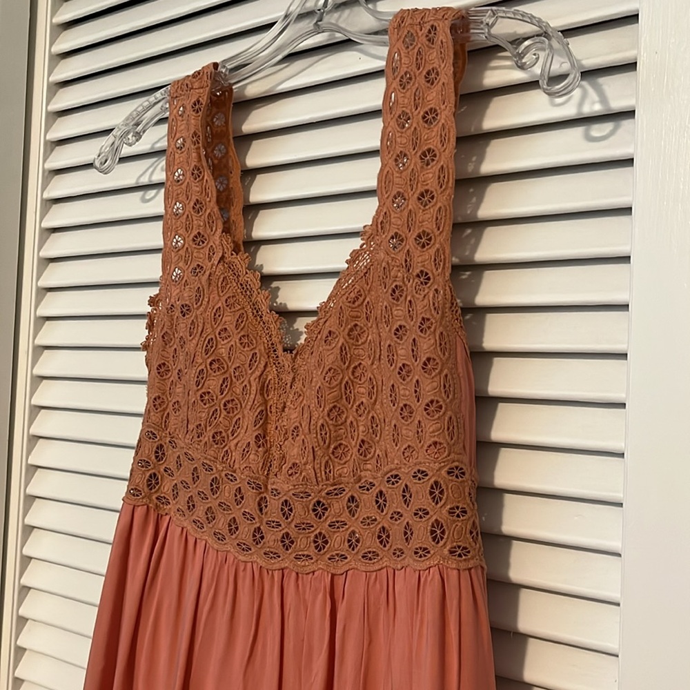 Peach tie back Sun dress - Picture 2 of 7